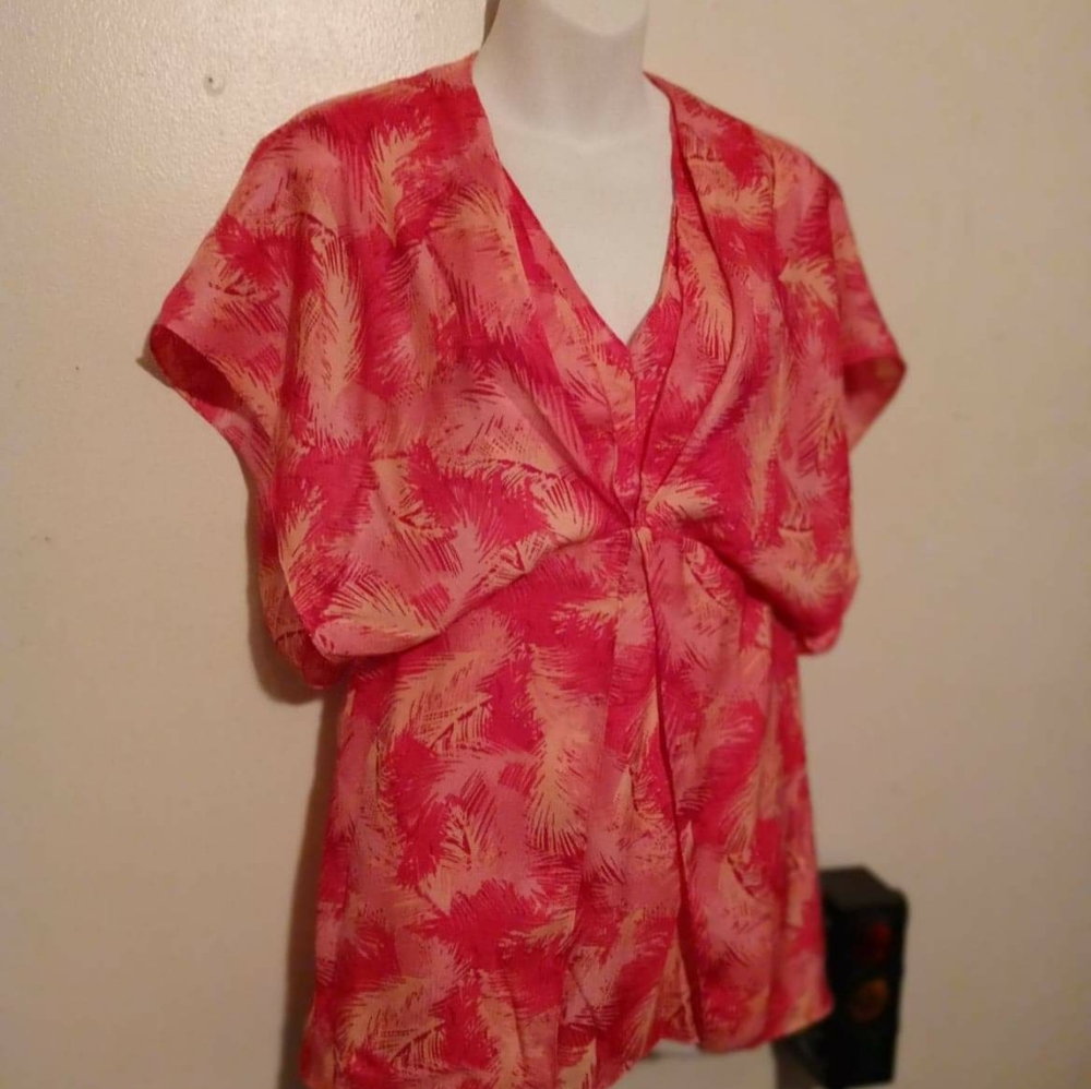 Blouse - Picture 2 of 4